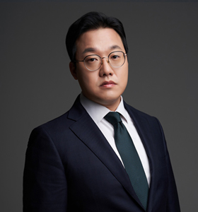 최경환 전문위원
