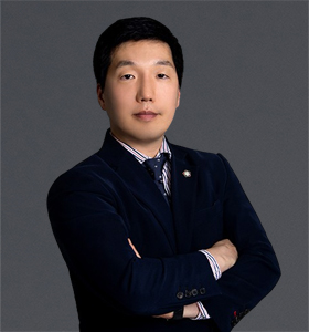 유리안 변호사