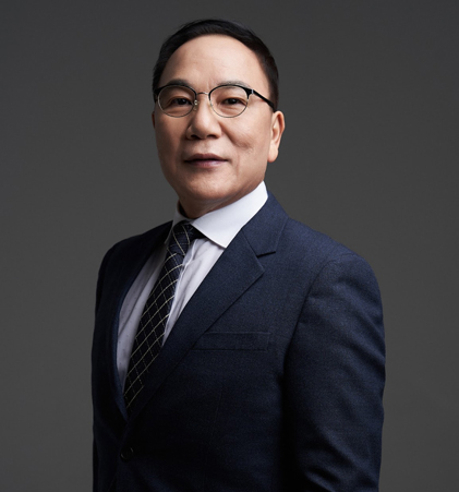 이용훈 전문위원